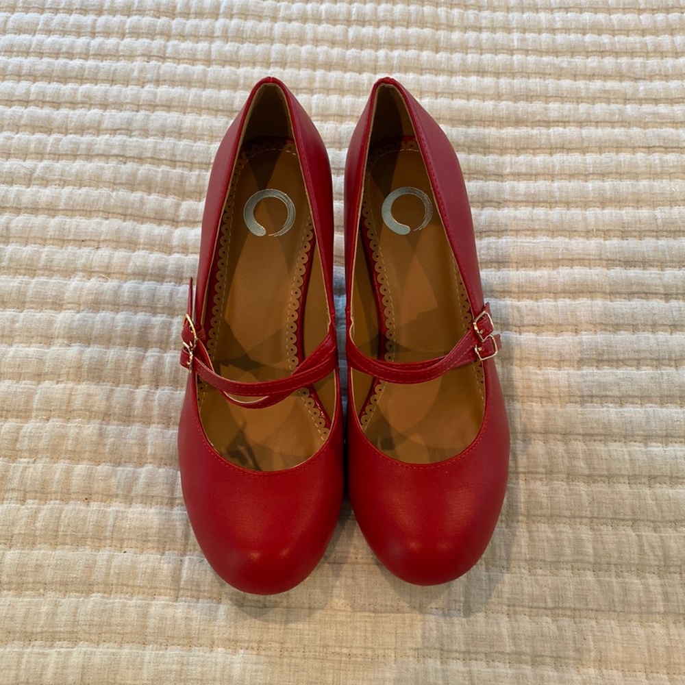 Brinley Co Red Vintage Style Heels